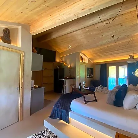 Micro-lodge, Jardin Secret Montriond
